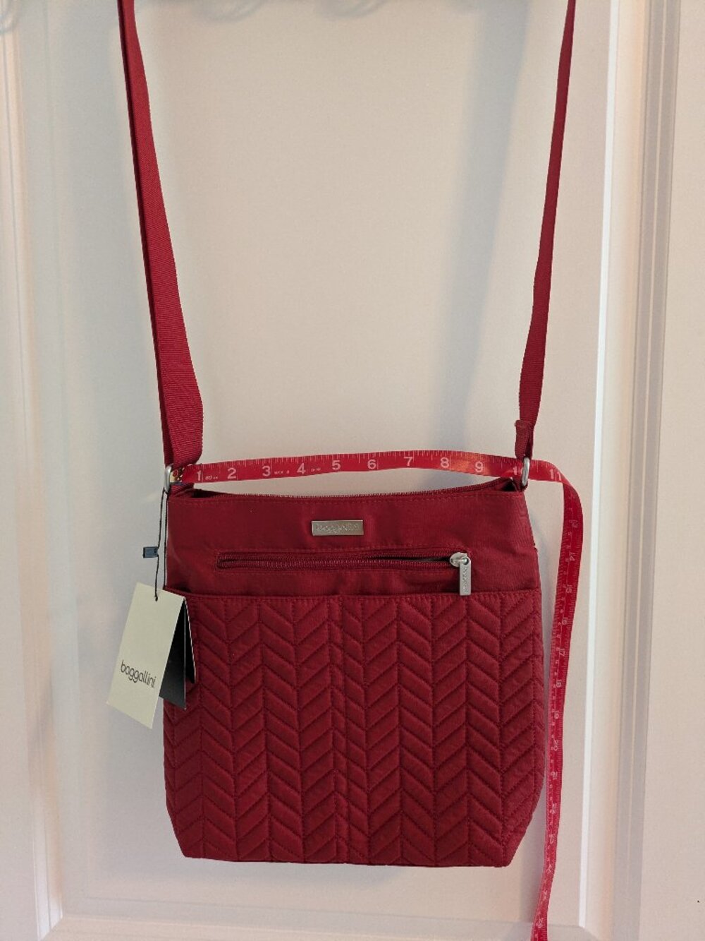 Sleek purse